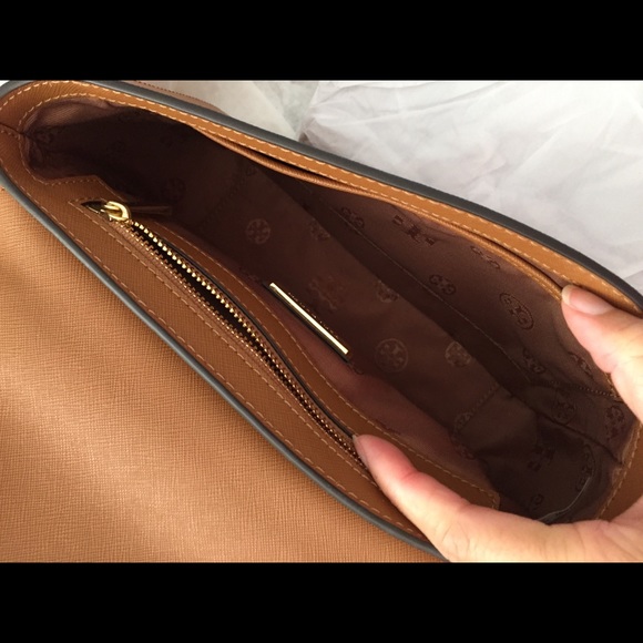 Brand new Tory Burch satchel - Picture 5 of 8